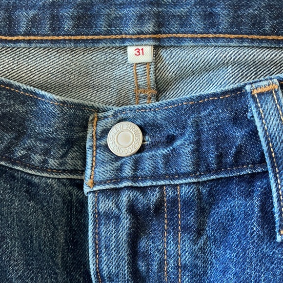 Levi’s Denim Skirt - Size 31 - Picture 9 of 9